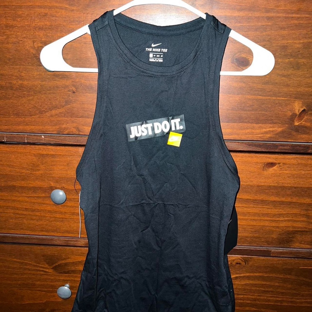 Women’s Nike Tank Top